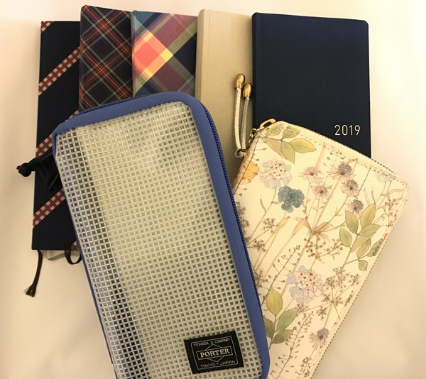 ほぼ日手帳weeksのカバーおすすめ。使い方や代用品の紹介も