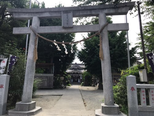 若宮八幡宮の鳥居