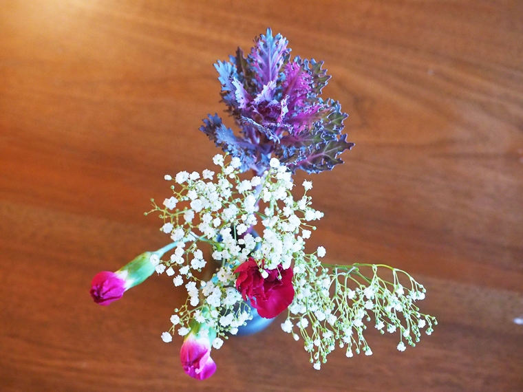 お花を花瓶に飾る-1日目(届いた日)