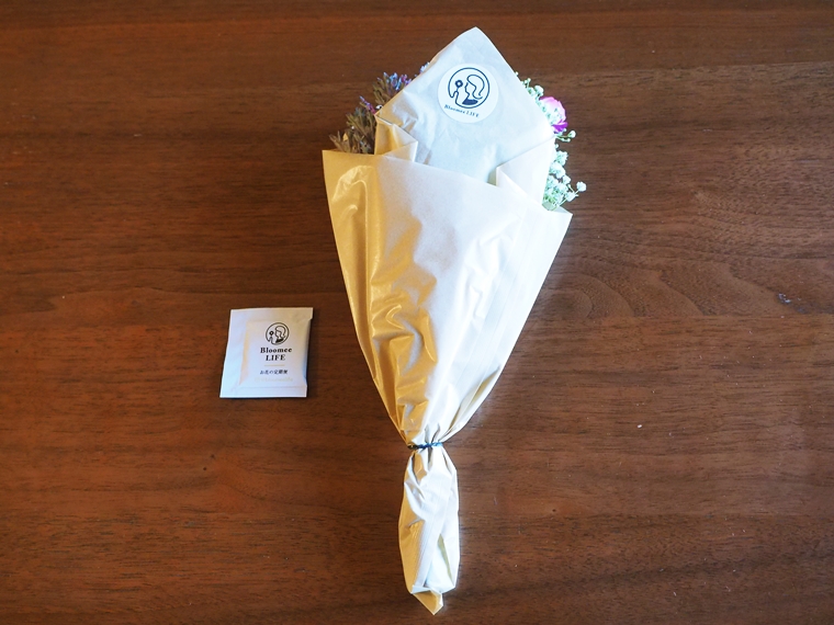 パッケージから取り出したお花